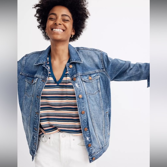 Madewell Oversized Denim Trucker Jacket - Picture 4 of 14